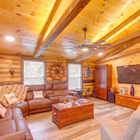 Pet-Friendly Chattanooga Cabin With Hot Tub And Kayaks Eksteriør billede