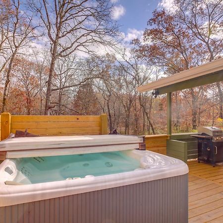 Pet-Friendly Chattanooga Cabin With Hot Tub And Kayaks Eksteriør billede