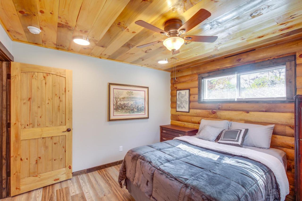 Pet-Friendly Chattanooga Cabin With Hot Tub And Kayaks Eksteriør billede